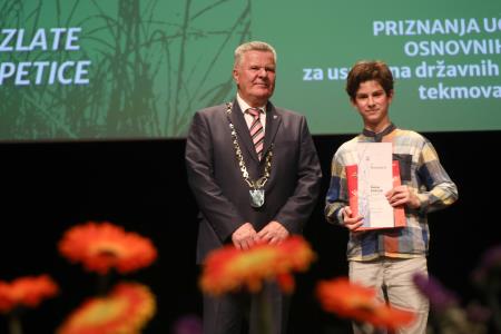 ZLATE PETICE 29 FOTO LJUBO VUKELIČ